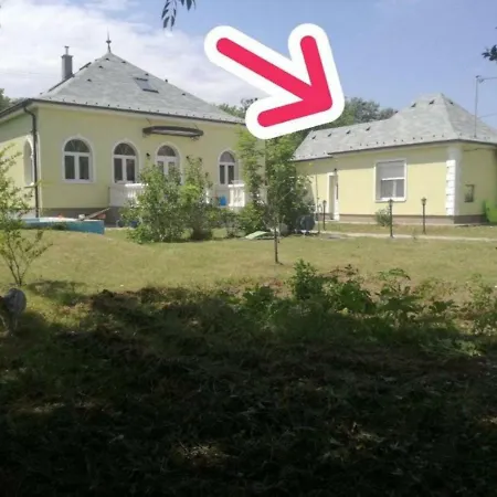 Дом отдыха Small House In Area Будапешт