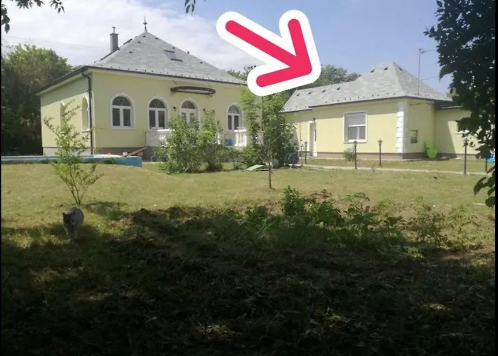 Ferienhaus Small House In Area Budapest